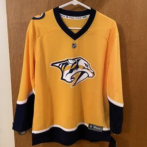 Nashville Predators Youth Jersey Size L/XL Gold Navy Trim Fanatics Official NWT